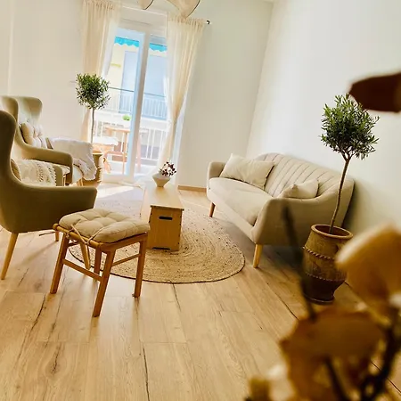 Amelia's Unplugged Apartment